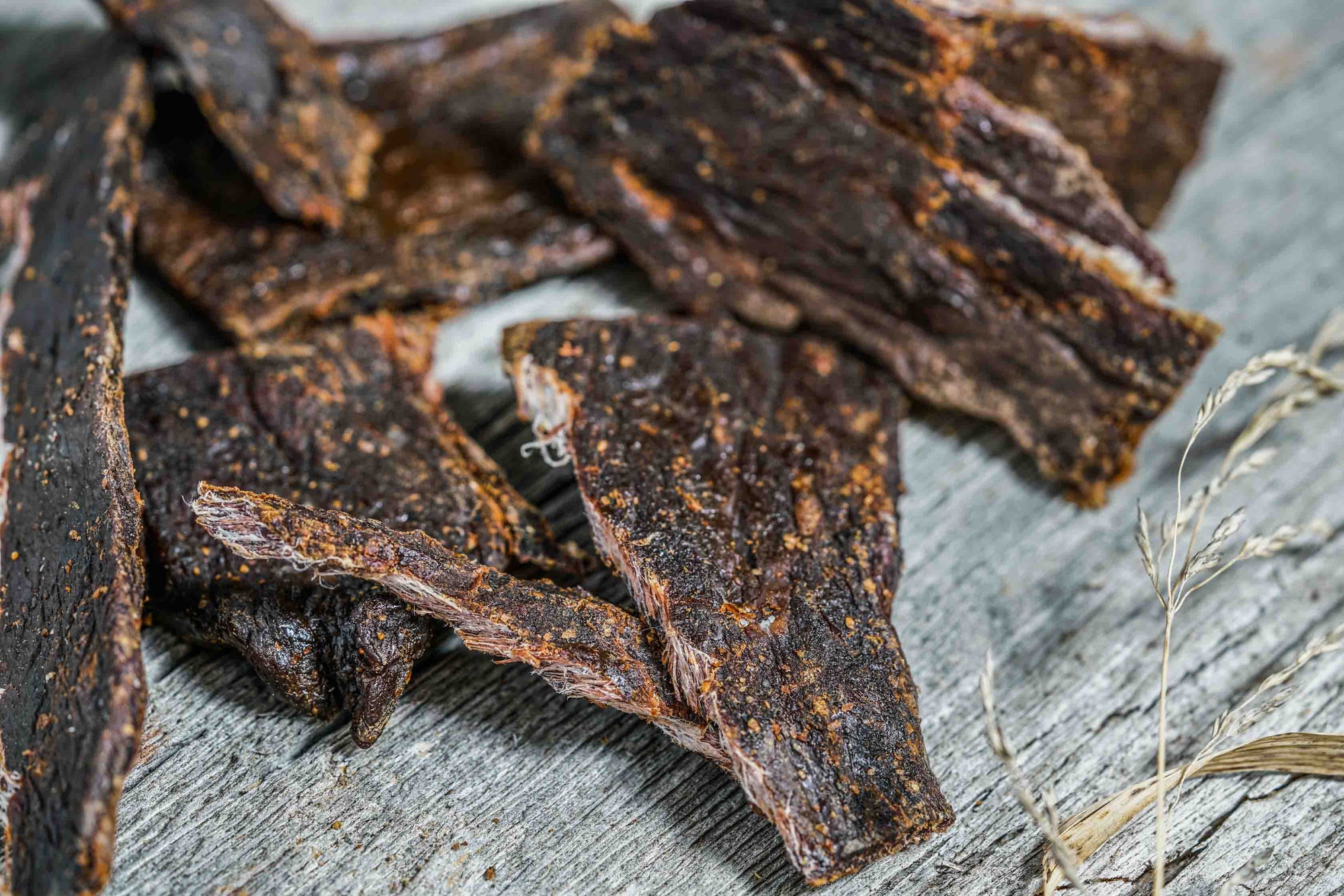 100% grass fed and finished beef jerky Northstar bison clean lean mean cattle cow dried meat gut health celiac protein regenerate non-gmo no preservatives corn free gluten free soy free