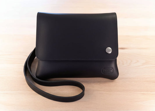 Trim Style Bison Leather Purse with Side Nickel